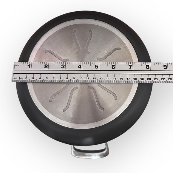 All Clad Non-Stick 8 Qt Stock Pot with Hard Anodized Aluminum - LID NOT INCLUDED - Picture 7 of 16